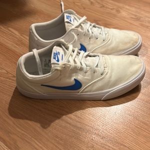Nike shoes Sz 10 men’s